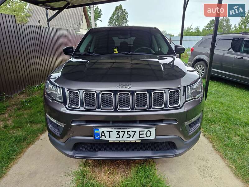 Внедорожник / Кроссовер Jeep Compass 2018 в Долине