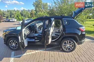 Внедорожник / Кроссовер Jeep Compass 2018 в Киеве