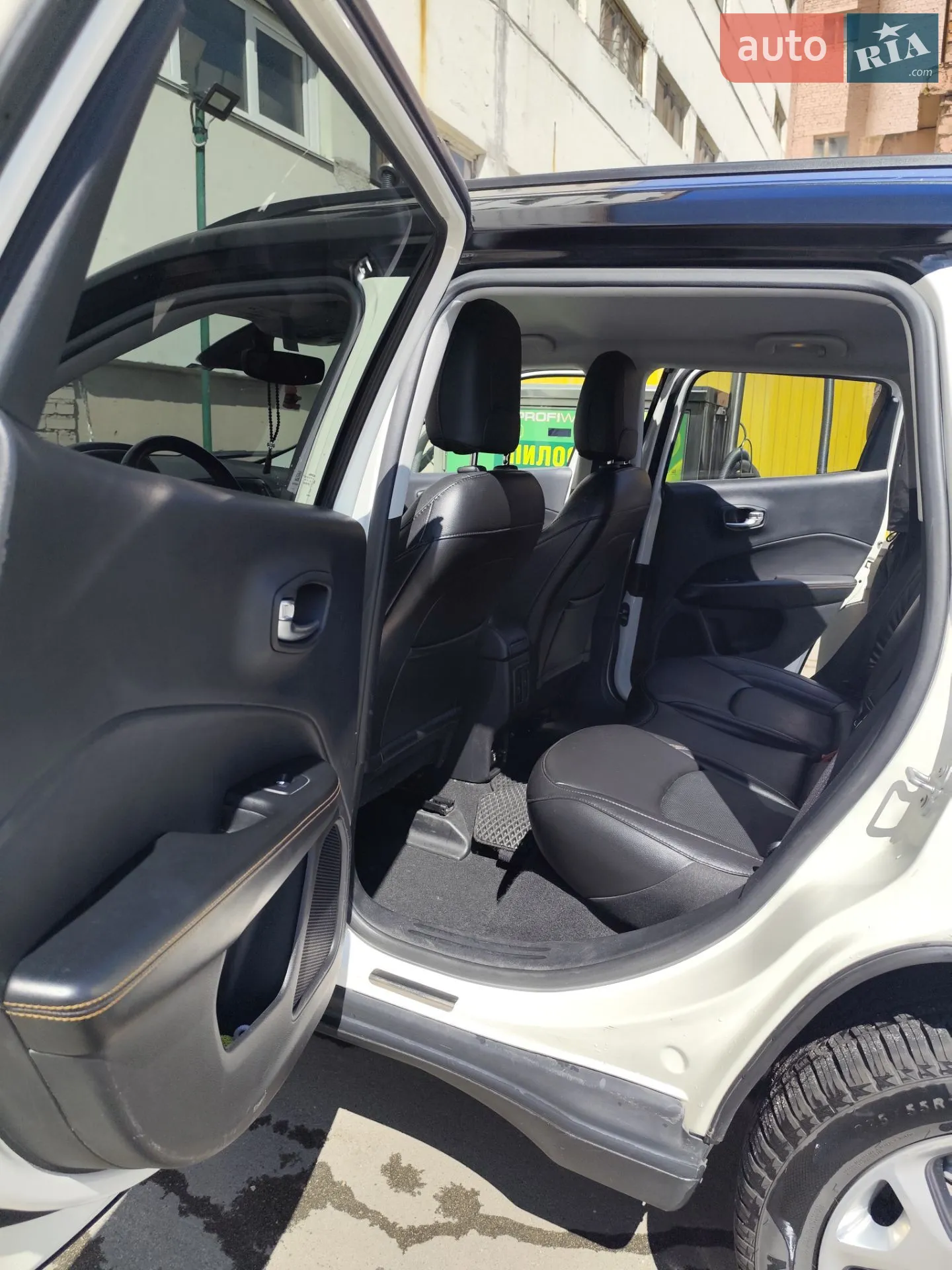 2020 Jeep Compass - мініатюра 18