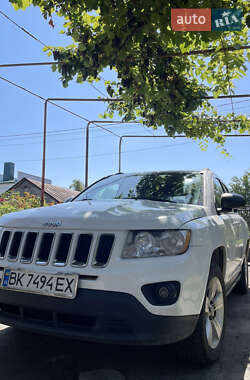 Внедорожник / Кроссовер Jeep Compass 2011 в Ровно