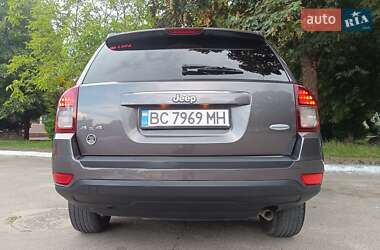 Внедорожник / Кроссовер Jeep Compass 2016 в 