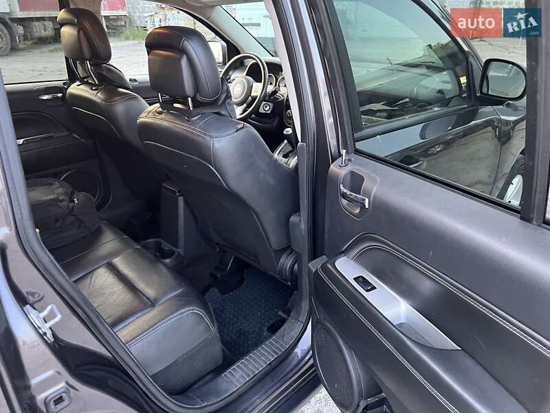 Внедорожник / Кроссовер Jeep Compass 2014 в Львове
