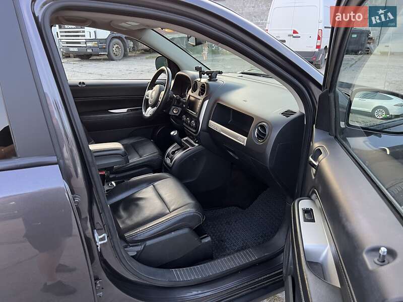Внедорожник / Кроссовер Jeep Compass 2014 в Львове
