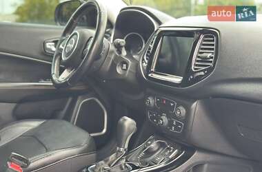 Внедорожник / Кроссовер Jeep Compass 2020 в 