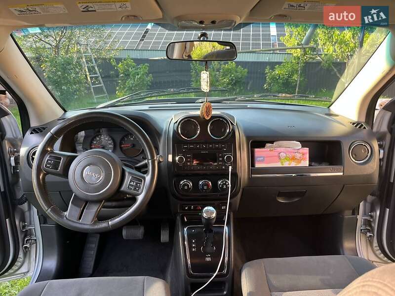 Внедорожник / Кроссовер Jeep Compass 2011 в Черновцах