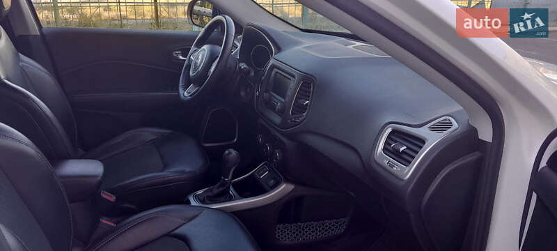 Внедорожник / Кроссовер Jeep Compass 2018 в Харькове
