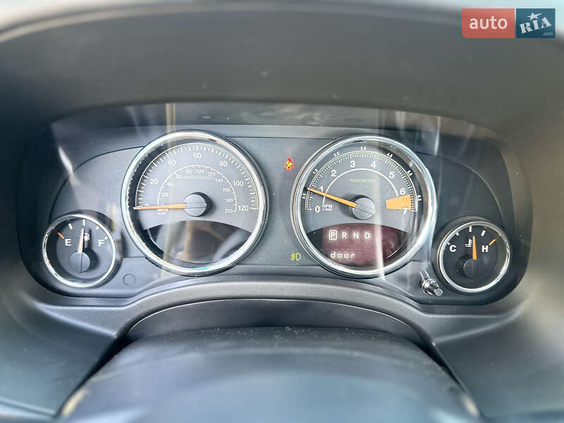 Внедорожник / Кроссовер Jeep Compass 2016 в Павлограде