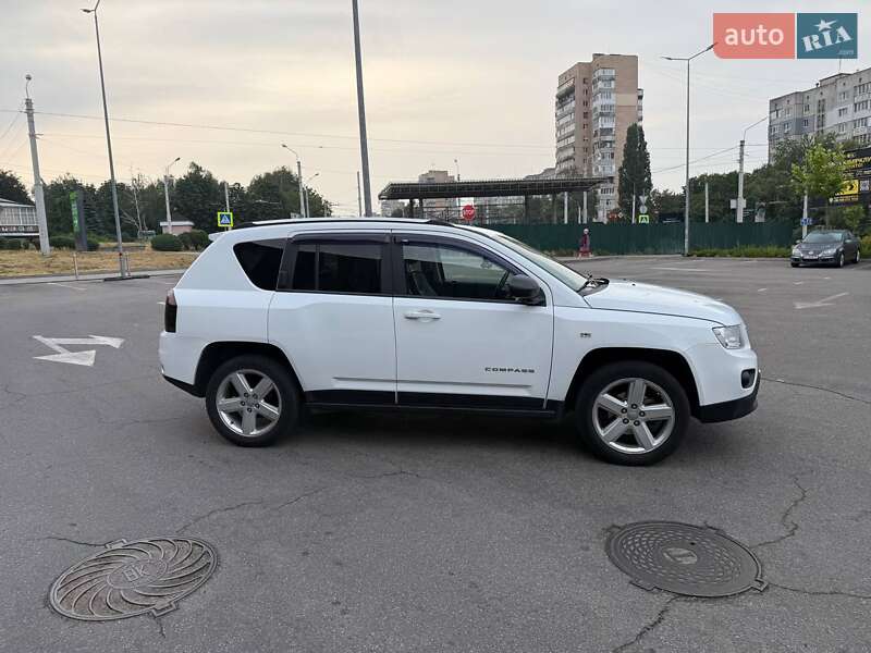 Внедорожник / Кроссовер Jeep Compass 2011 в Белой Церкви