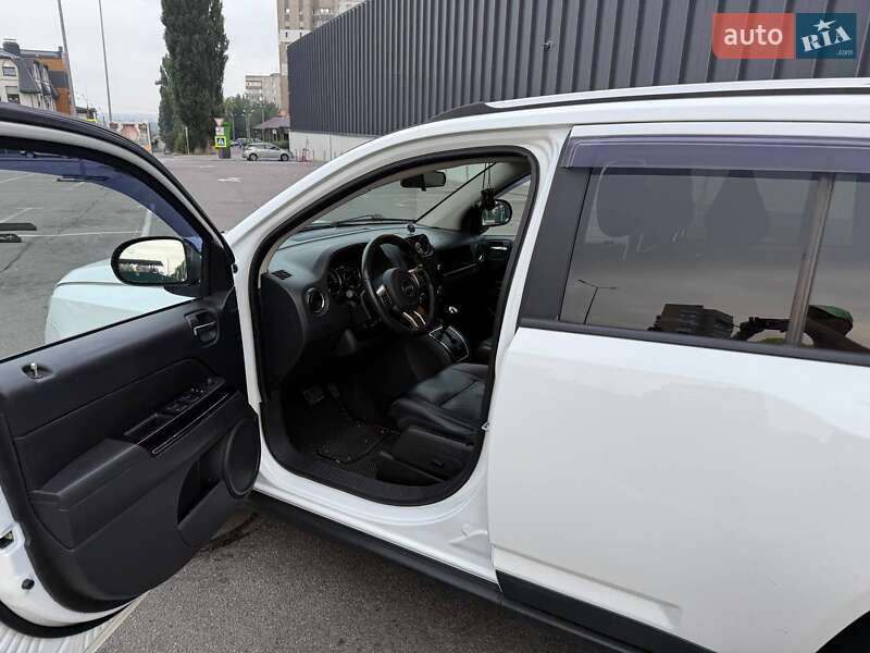 Внедорожник / Кроссовер Jeep Compass 2011 в Белой Церкви