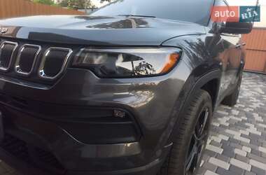 Внедорожник / Кроссовер Jeep Compass 2022 в 