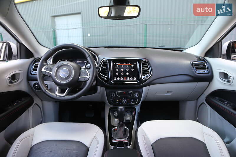Внедорожник / Кроссовер Jeep Compass 2019 в Киеве