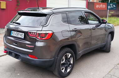 Внедорожник / Кроссовер Jeep Compass 2018 в 