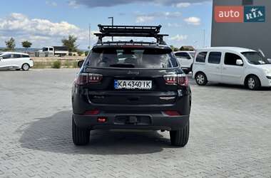 Внедорожник / Кроссовер Jeep Compass 2017 в 