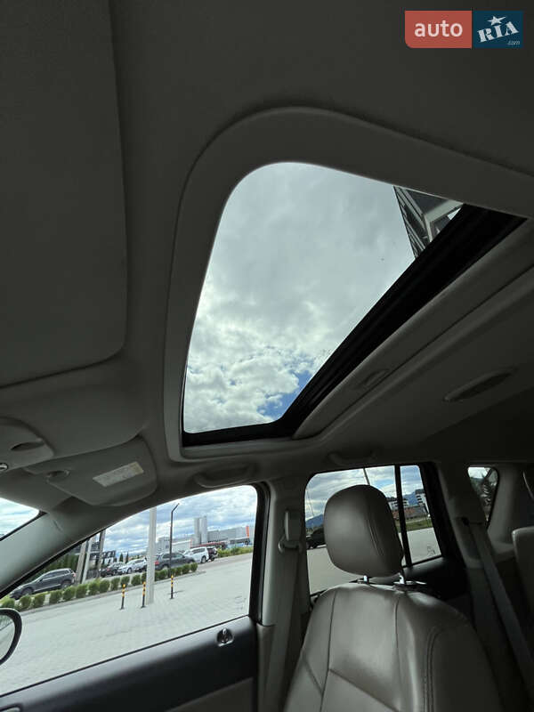 Внедорожник / Кроссовер Jeep Compass 2012 в Хусте