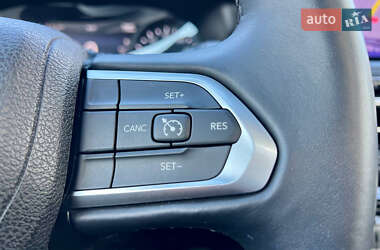 Внедорожник / Кроссовер Jeep Compass 2022 в 
