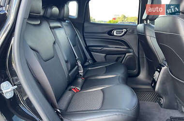Внедорожник / Кроссовер Jeep Compass 2022 в 
