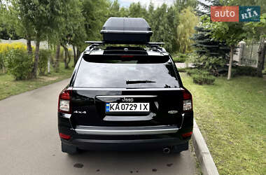Внедорожник / Кроссовер Jeep Compass 2015 в 