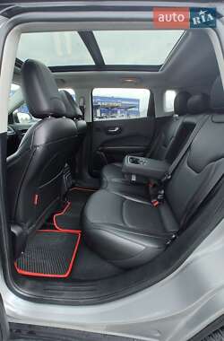 Внедорожник / Кроссовер Jeep Compass 2020 в 