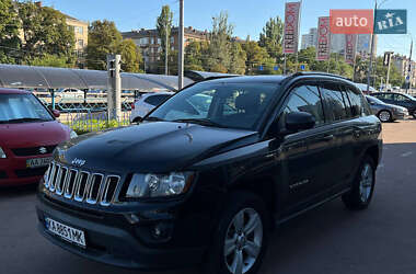 Внедорожник / Кроссовер Jeep Compass 2014 в 