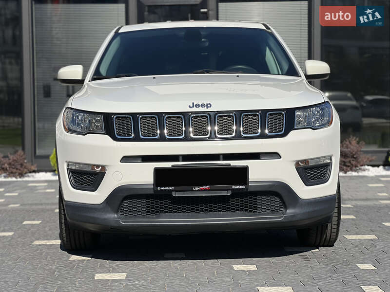 Внедорожник / Кроссовер Jeep Compass 2017 в Ужгороде