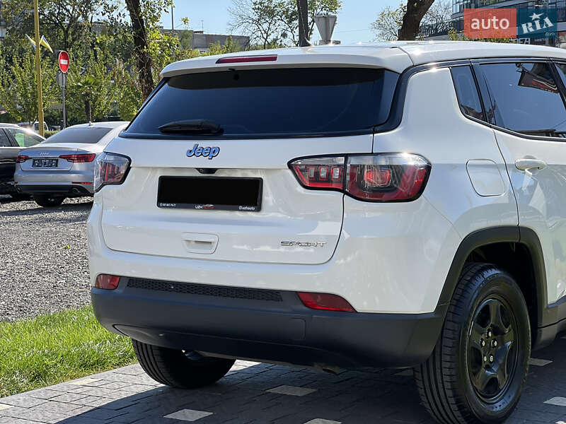 Внедорожник / Кроссовер Jeep Compass 2017 в Ужгороде