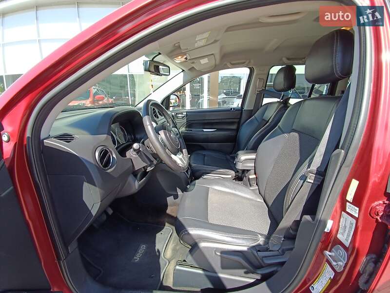 Внедорожник / Кроссовер Jeep Compass 2016 в Полтаве