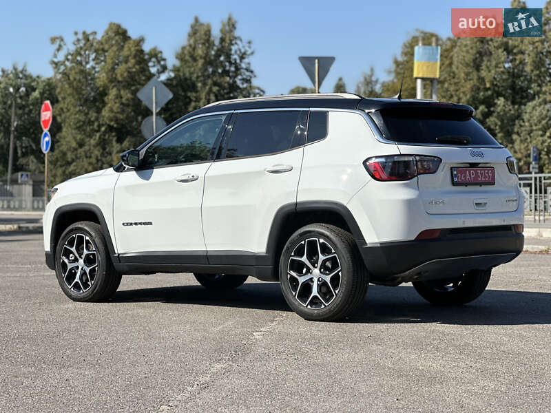 Внедорожник / Кроссовер Jeep Compass 2024 в Первомайске