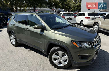 Внедорожник / Кроссовер Jeep Compass 2018 в 