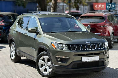 Внедорожник / Кроссовер Jeep Compass 2018 в 