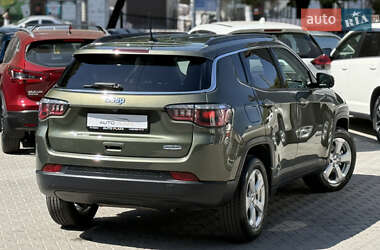 Внедорожник / Кроссовер Jeep Compass 2018 в 