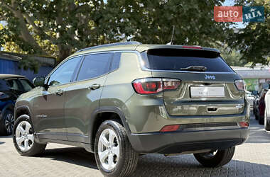 Внедорожник / Кроссовер Jeep Compass 2018 в 