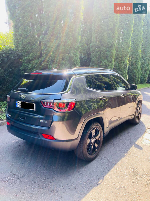 Позашляховик / Кросовер Jeep Compass 2020 в Рівному