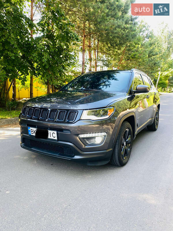 Внедорожник / Кроссовер Jeep Compass 2020 в Ровно
