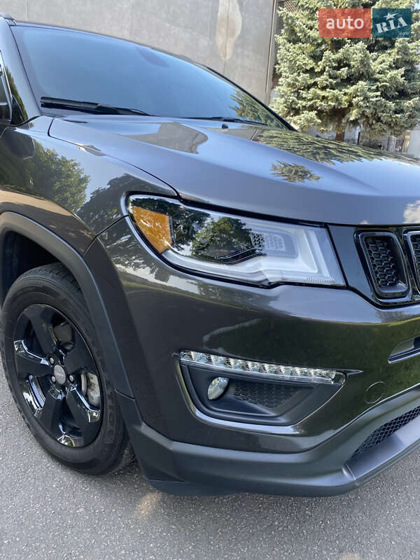 Позашляховик / Кросовер Jeep Compass 2020 в Рівному