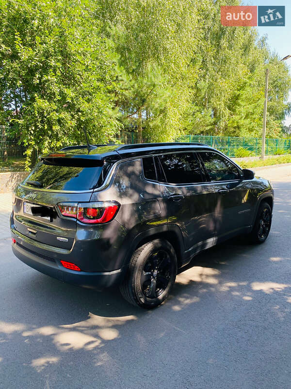 Позашляховик / Кросовер Jeep Compass 2020 в Рівному