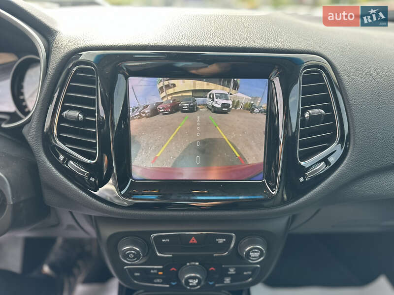 Внедорожник / Кроссовер Jeep Compass 2020 в Киеве