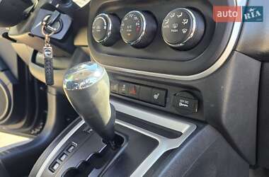 Внедорожник / Кроссовер Jeep Compass 2015 в 