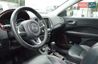 Внедорожник / Кроссовер Jeep Compass 2019 в 