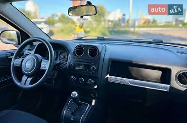 Внедорожник / Кроссовер Jeep Compass 2014 в 