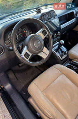 Внедорожник / Кроссовер Jeep Compass 2016 в 