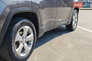 Внедорожник / Кроссовер Jeep Compass 2018 в 