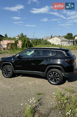 Внедорожник / Кроссовер Jeep Compass 2019 в 