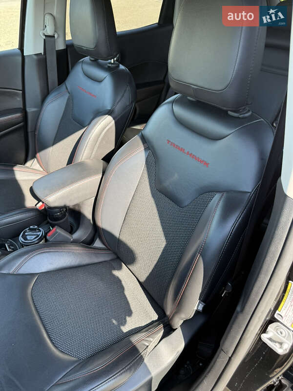 Внедорожник / Кроссовер Jeep Compass 2019 в Черновцах