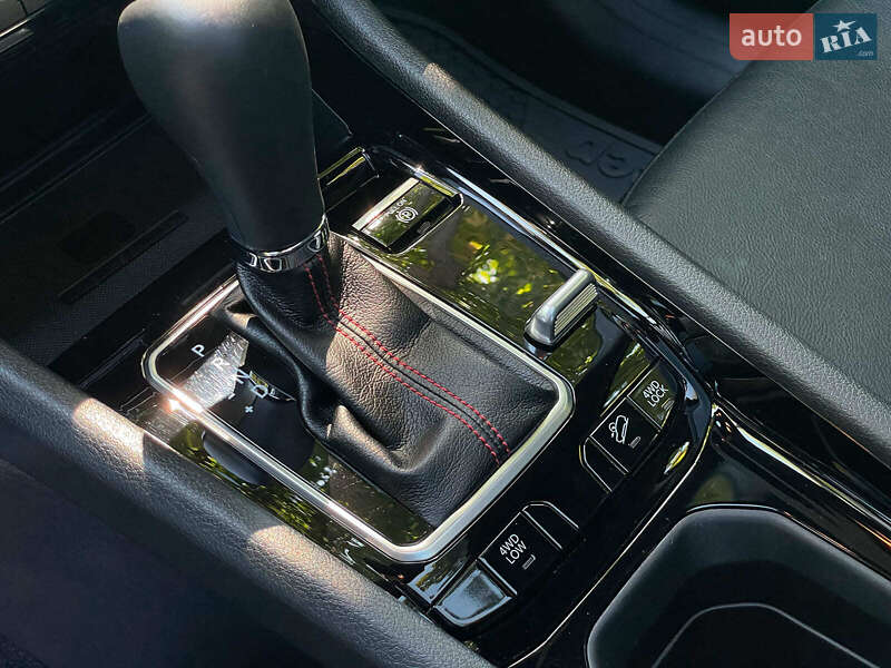 Позашляховик / Кросовер Jeep Compass 2023 в Києві фото 26 Позашляховик / Кросовер Jeep Compass 2023 в Києві