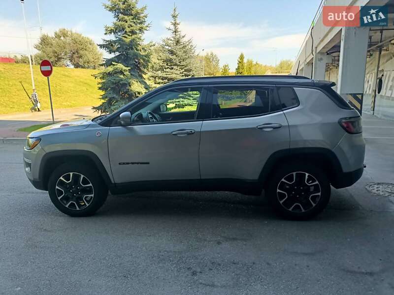 Внедорожник / Кроссовер Jeep Compass 2021 в Киеве