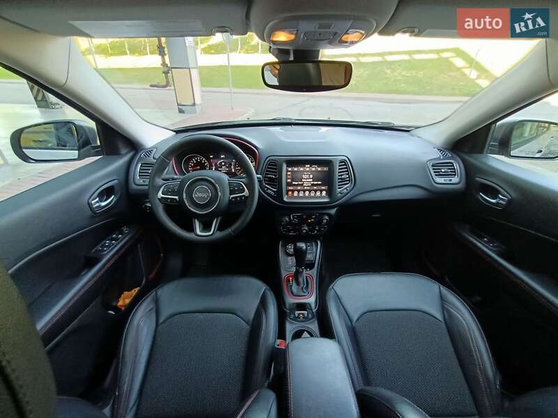 Внедорожник / Кроссовер Jeep Compass 2021 в Киеве