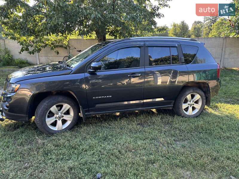 Внедорожник / Кроссовер Jeep Compass 2014 в Харькове