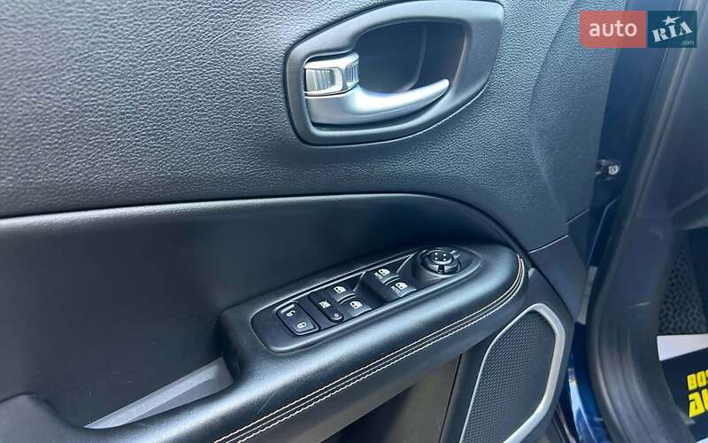 Внедорожник / Кроссовер Jeep Compass 2019 в Ивано-Франковске