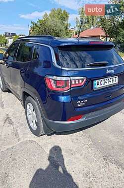 Позашляховик / Кросовер Jeep Compass 2018 в 