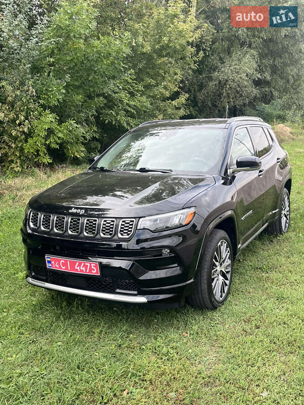 Внедорожник / Кроссовер Jeep Compass 2022 в 